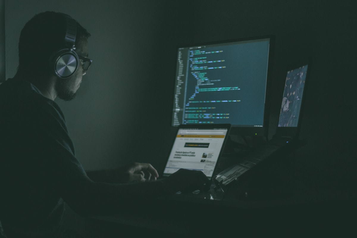 How to Share Files Anonymously: A Safe, Practical Guide